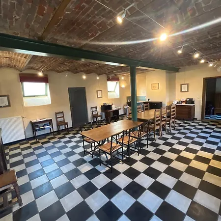 La Ferme Saint Pierre De Glabais Genappe